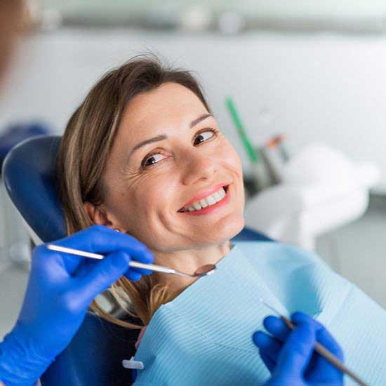 Dental Implants vs. Dental Bridges: Which One Should You Choose?